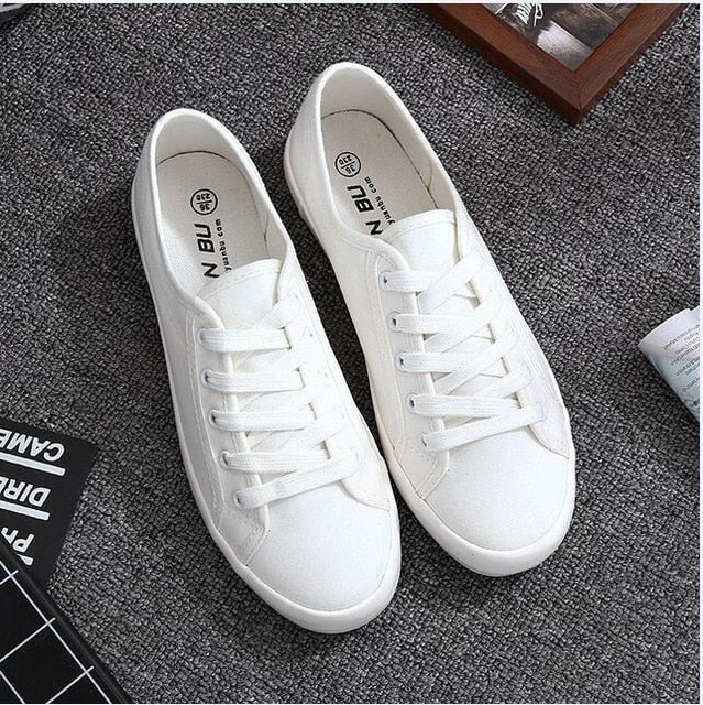 Women's Canvas Shoes - White Tennis Design