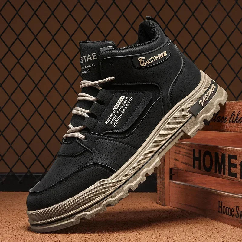 Men's Outdoor Boots - High-Top Lace-Up Design