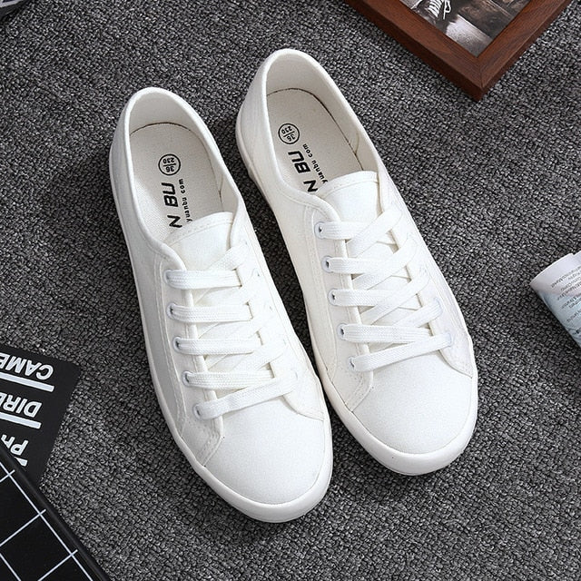 Women's Canvas Shoes - White Tennis Design