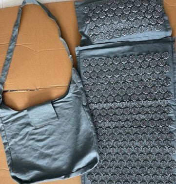 Floor Cushion - Triangle Linen Cushion Set