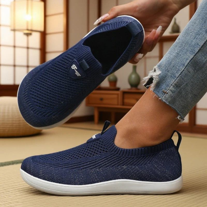 Women's Walking Shoes - Air-Mesh Lace-Up Pair
