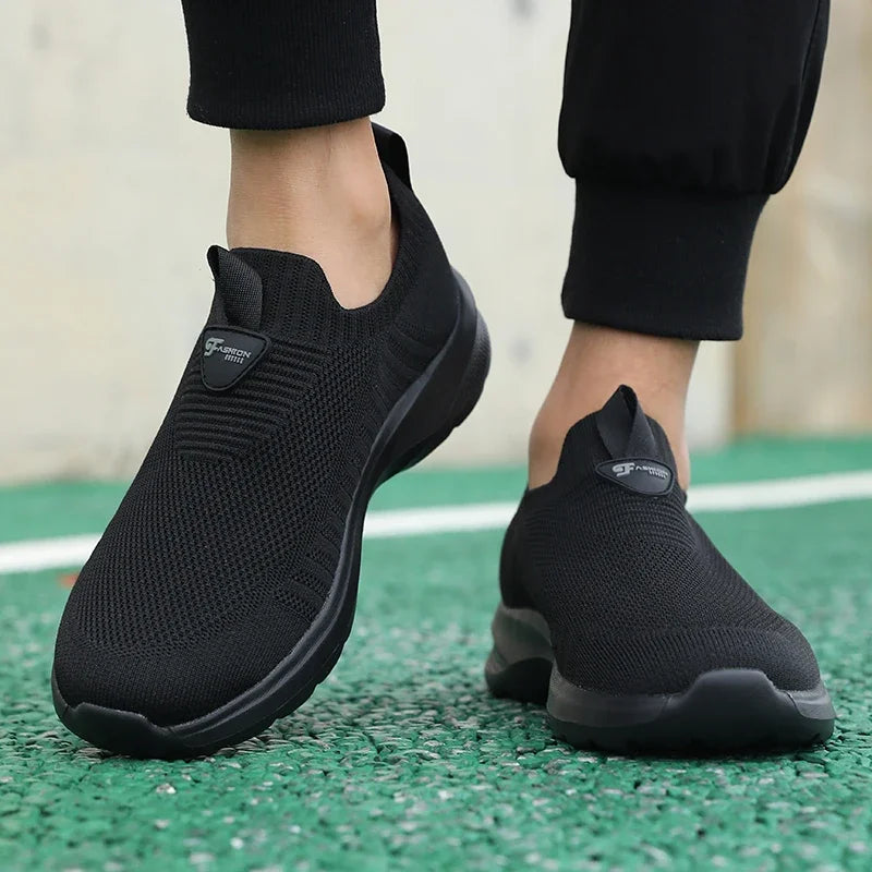 Men's Walking Shoes - Mesh Slip-On Pair