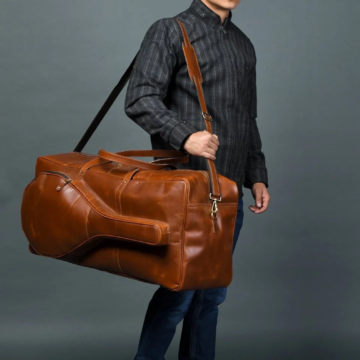 Buffalo Leather Tennis Duffle BagClassy Leather BagsDuffel BagsEstaliosFitMTMS0000323