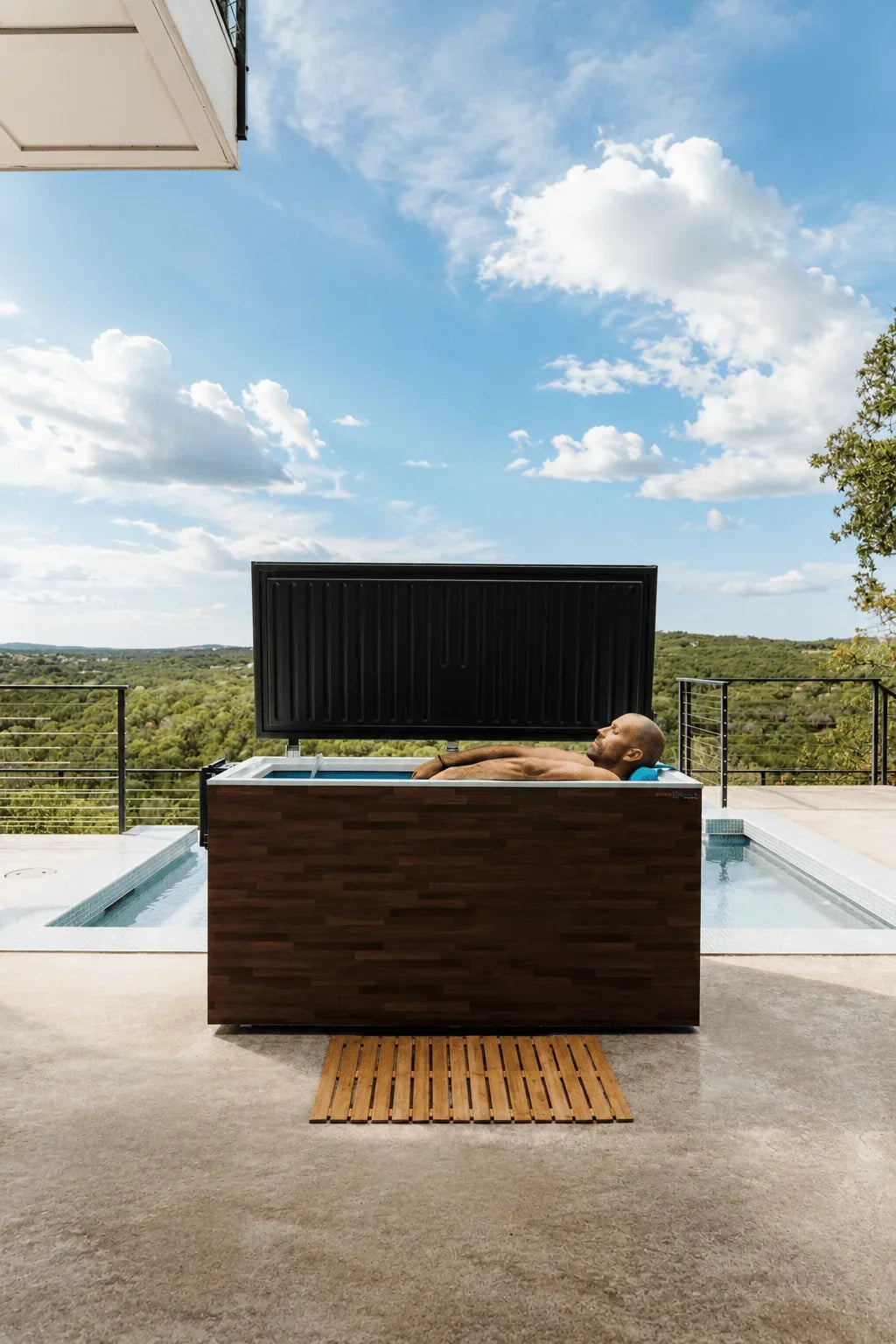 Cold Plunge Tub - Fire All-In-One Residential