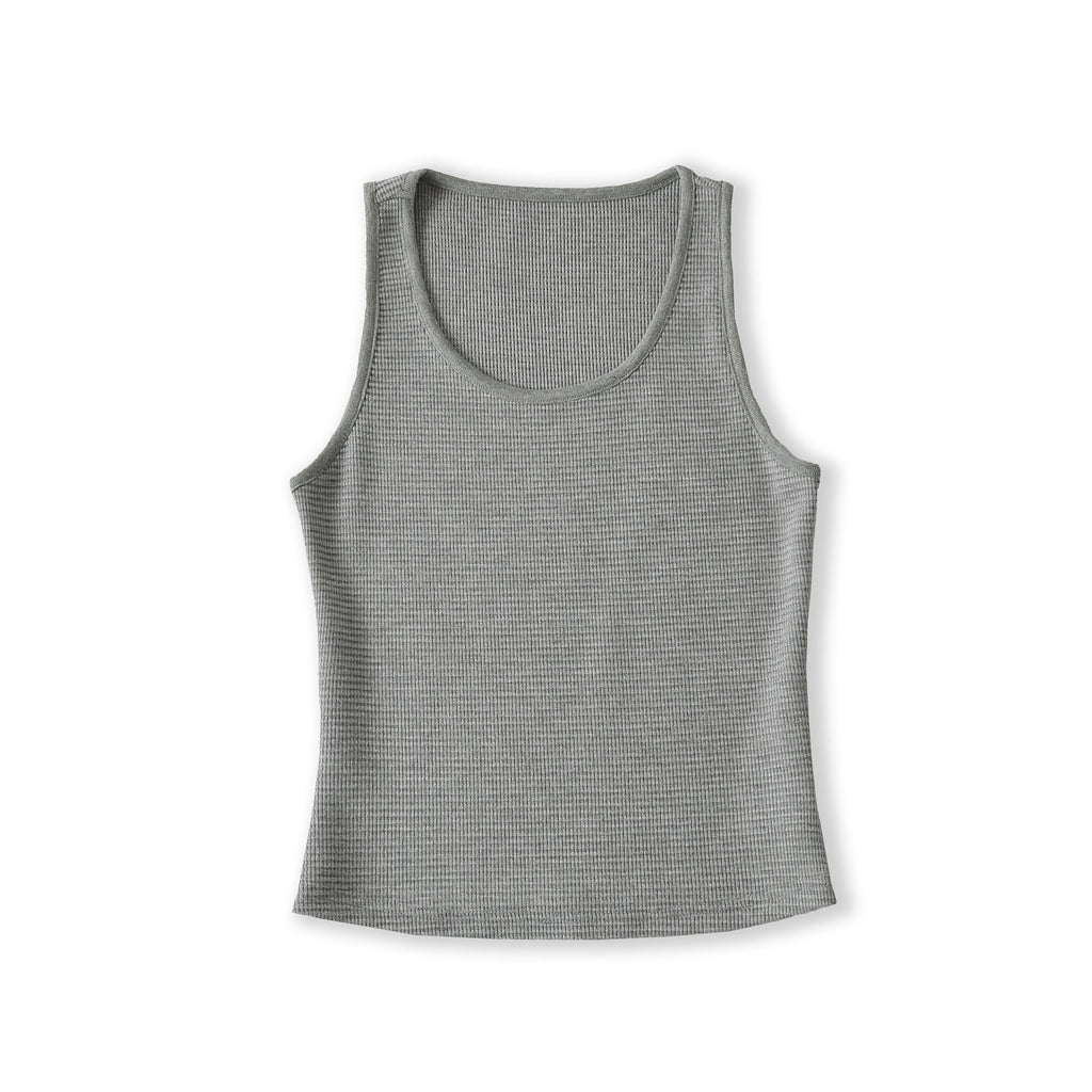 Round neck sleeveless fitness and casual waffle vest.
