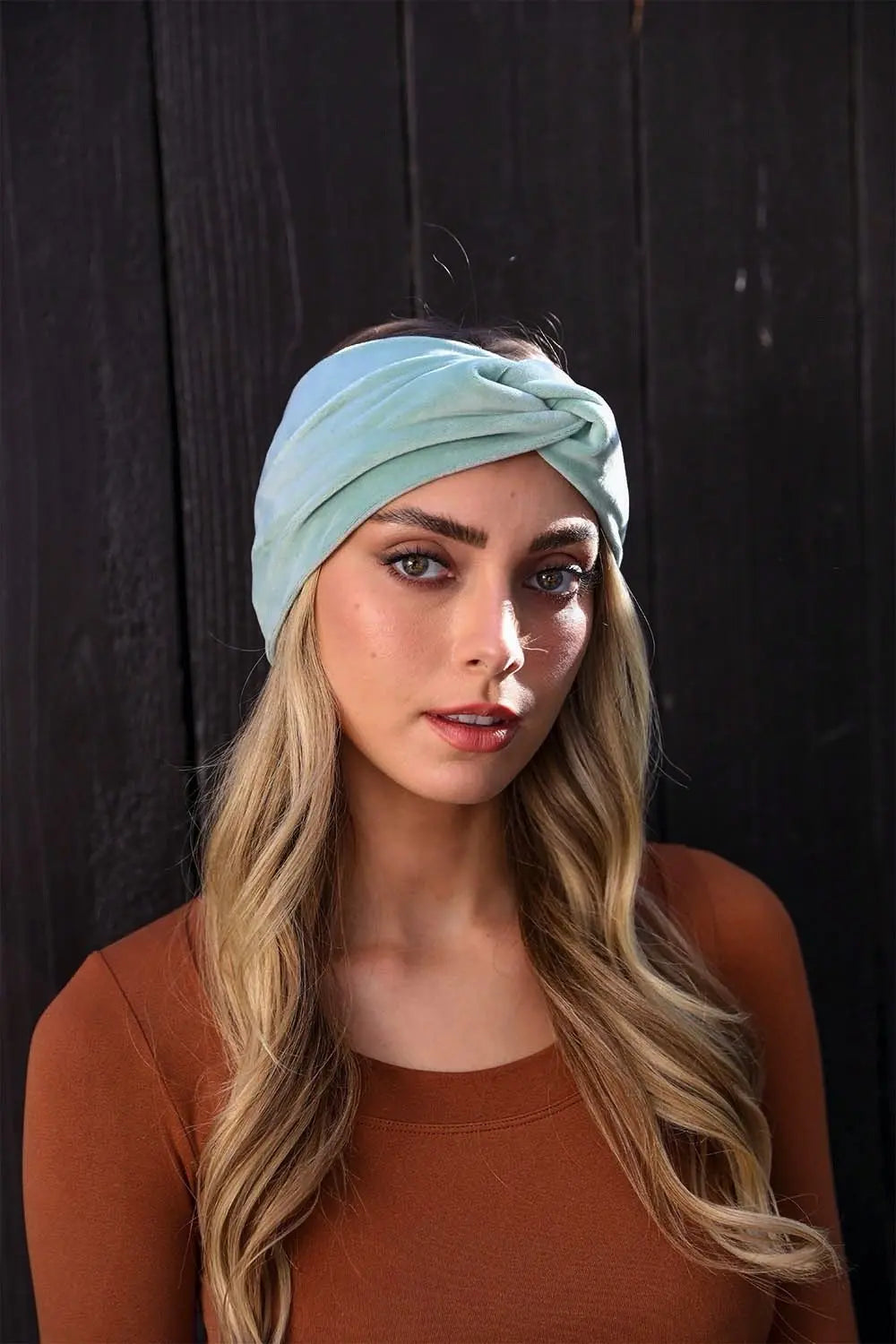 Twisted Headband – Soft Everyday Style