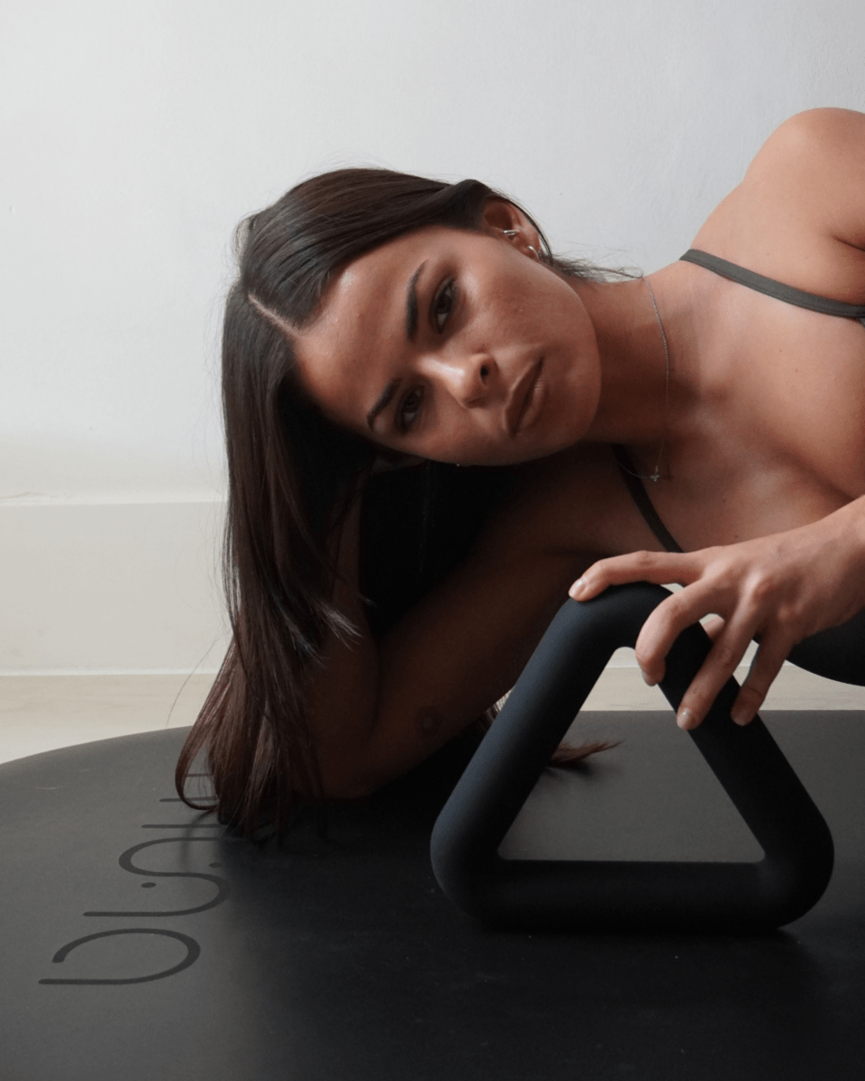 Triangle DumbbellMuna WellnessSports & Fitness > Strength Training EquipmentEstaliosFitTRIANGLE-DUMBBELL-BLACK